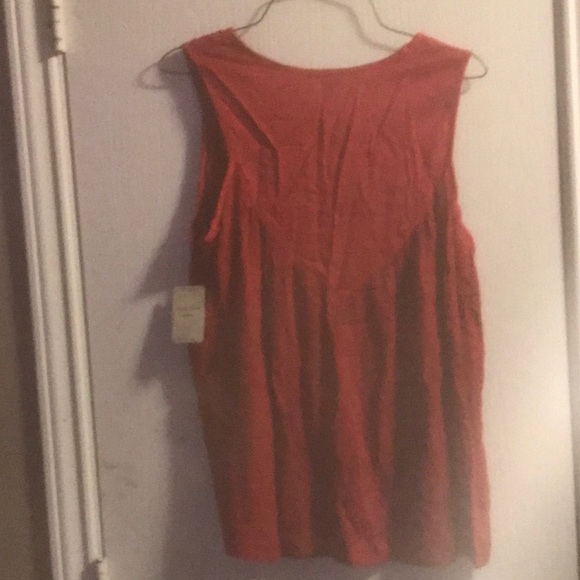 Blouse - Picture 2 of 2